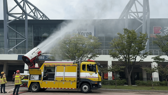 본문 이미지 - 부산 강서체육공원에서 진행된 제3차 &#39;레디 코리아&#40;Ready Korea&#41;&#39;훈련 모습. 뉴스1 구진욱 기자