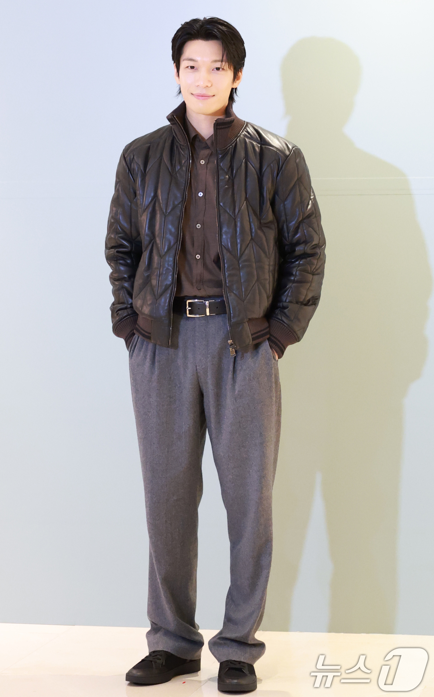 (서울=뉴스1) 권현진 기자 = 배우 위하준이 25일 오전 서울 중구 신라호텔에서 열린 이탈리아 브랜드 까날리(CALALI) 플래그십 스토어 오픈 행사에 참석해 포즈를 취하고 있다 …