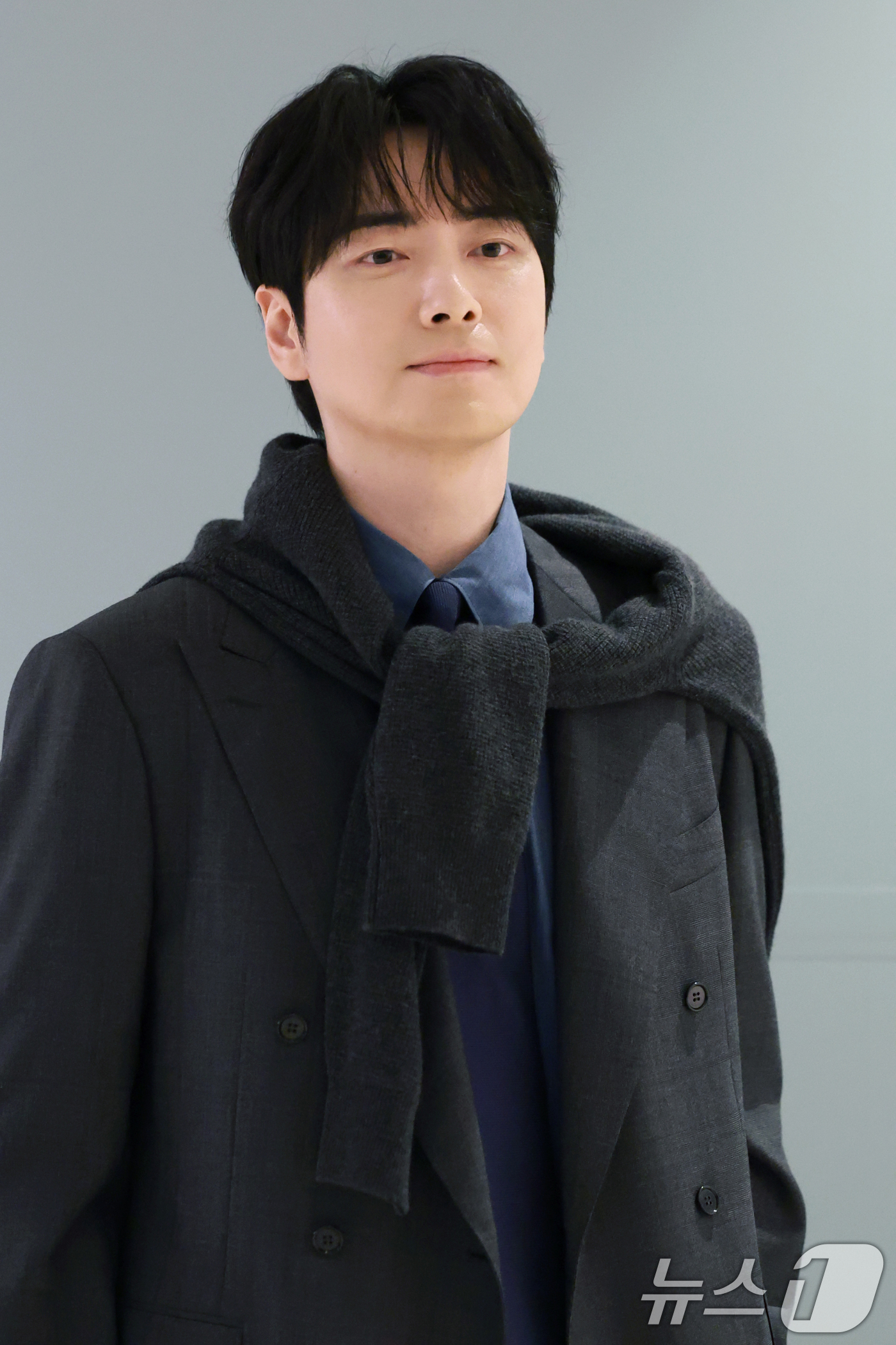 (서울=뉴스1) 권현진 기자 = 배우 이준혁이 25일 오전 서울 중구 신라호텔에서 열린 이탈리아 브랜드 까날리(CALALI) 플래그십 스토어 오픈 행사에 참석해 포즈를 취하고 있다 …