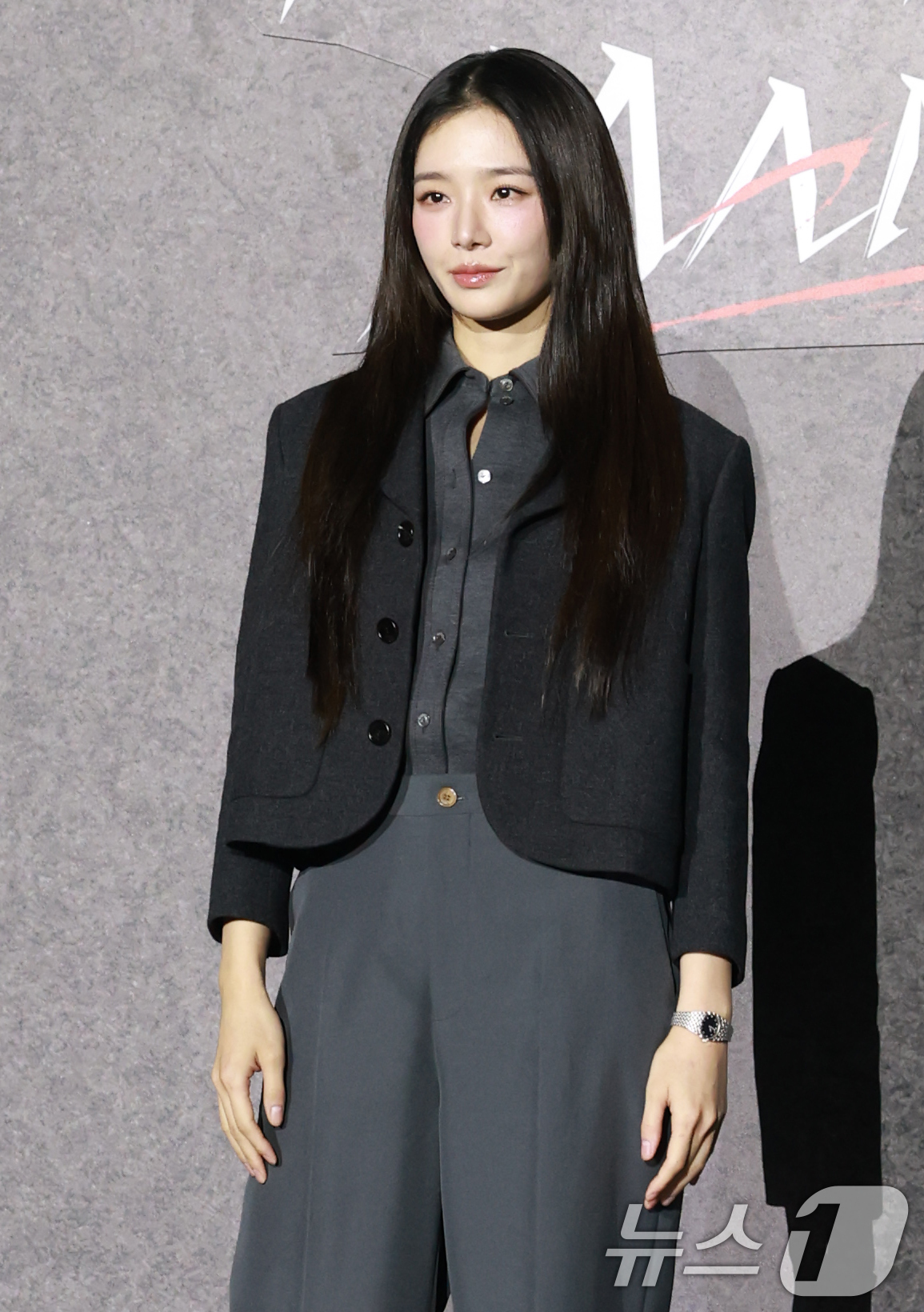 (서울=뉴스1) 권현진 기자 = 배우 박규영이 25일 오후 서울 광진구 자양동 롯데시네마 건대입구점에서 열린 넷플릭스 영화 ‘사마귀’ 제작보고회에 참석해 포즈를 취하고 있다. 20 …