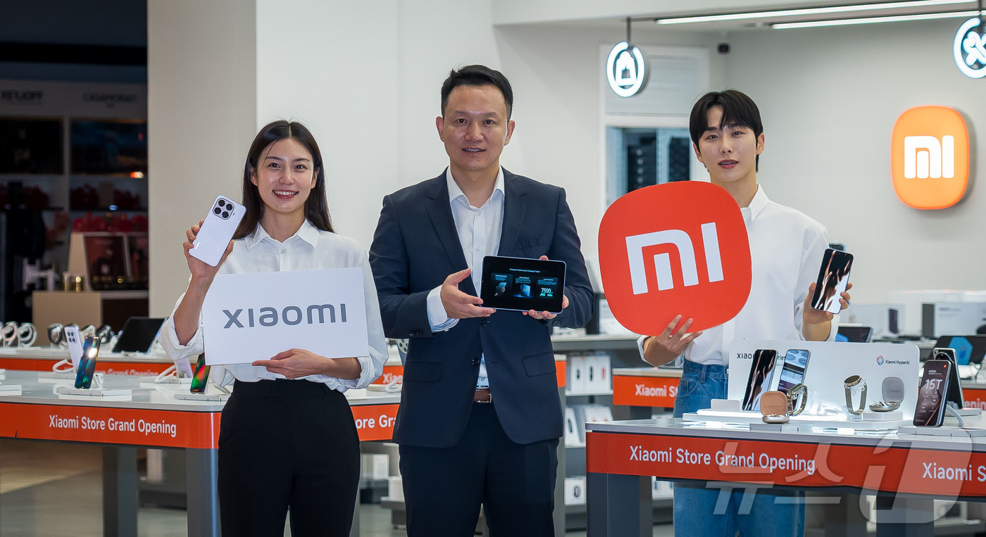 (서울=뉴스1) = 25일 샤오미코리아 조니 우 사장이 샤오미 패드 미니(Xiaomi Pad Mini)를 소개하고 있다. 샤오미 패드 미니는 샤오미 최초의 플래그십 미니 태블릿으로 …