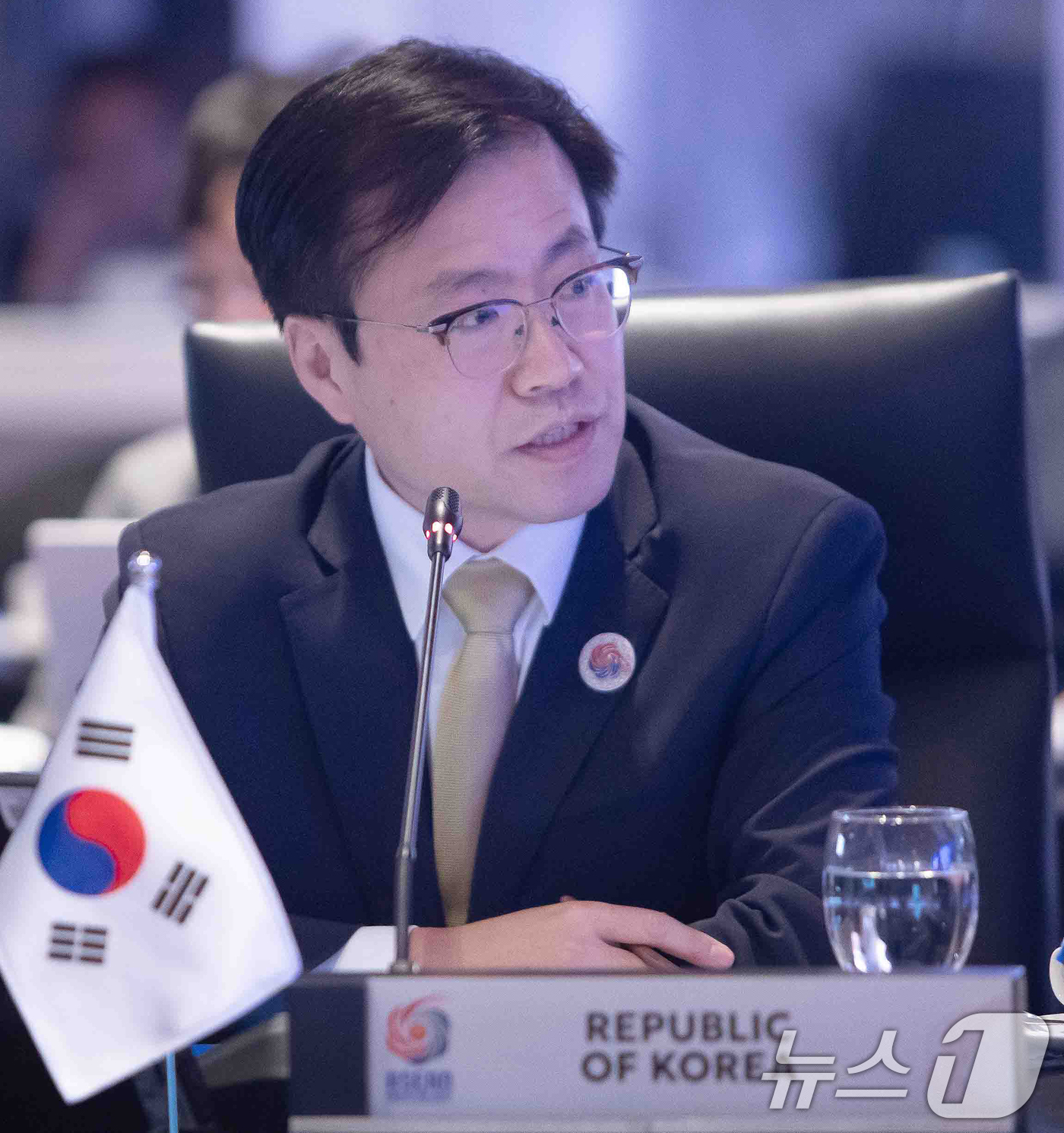 (서울=뉴스1) = 여한구 산업통상자원부 통상교섭본부장이 25일(현지시간) 말레이시아 쿠알라쿰푸르 국제컨벤션센터에서 말레이시아, 인도네시아, 싱가포르 등 아세안 회원국과 미국, 중 …