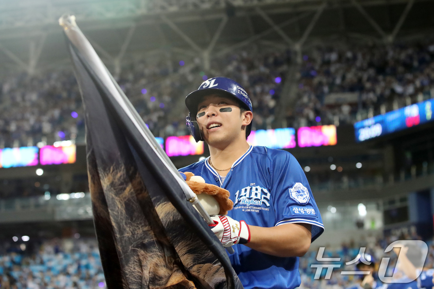 (대구=뉴스1) 공정식 기자 = 25일 오후 대구 수성구 삼성라이온즈파크에서 열린 프로야구 '2025 신한 SOL뱅크 KBO 리그' 키움 히어로즈와 삼성 라이온즈의 경기, 5회말 …