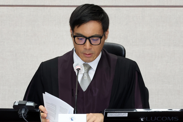 '계엄 409일' 만에 尹에 첫 형사 책임…'재판장' 백대현은 누구