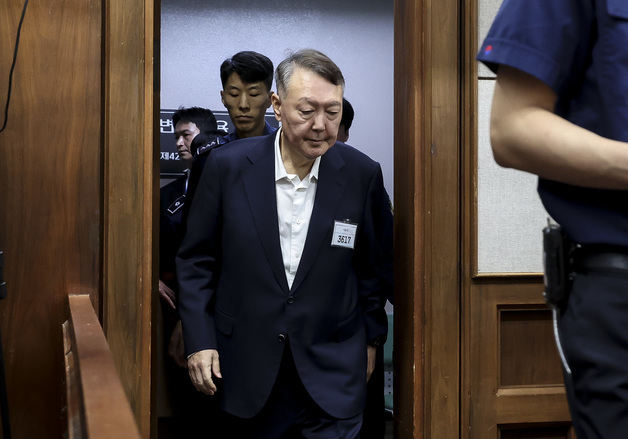 [속보] 윤석열 '내란 우두머리' 1심 결심 절차 재개…구형 예정