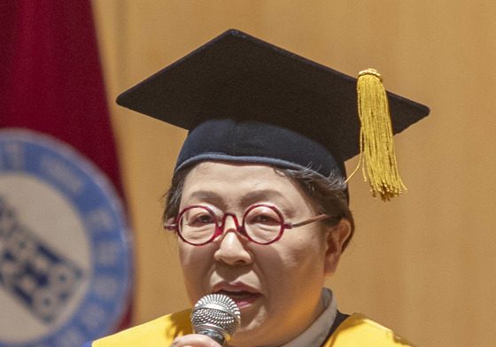 '교비 횡령 혐의' 김종희 상명대 총장, 첫 재판서 혐의 부인