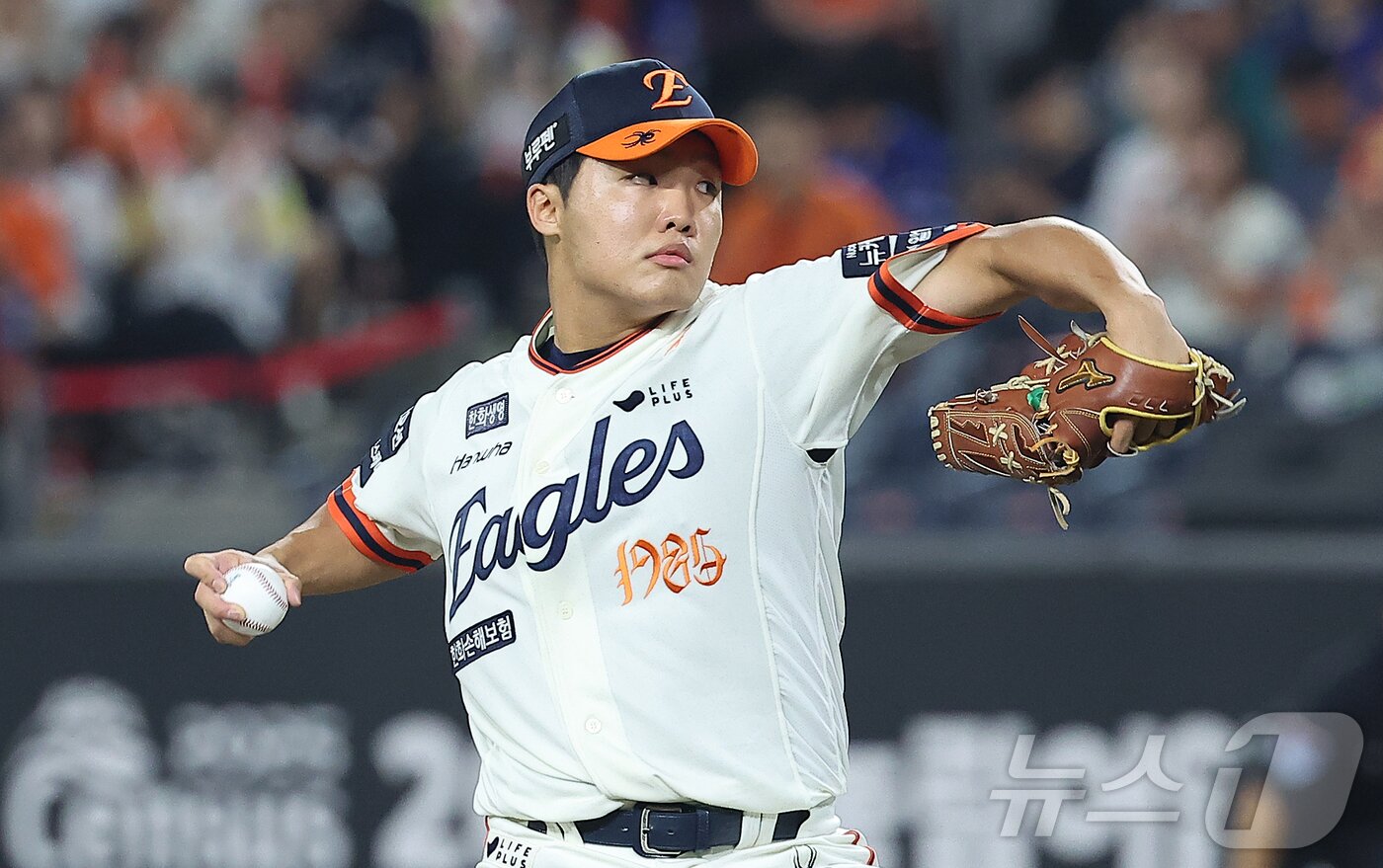본문 이미지 - 한화 이글스 투수 정우주. 2025.9.26/뉴스1 ⓒ News1 김진환 기자