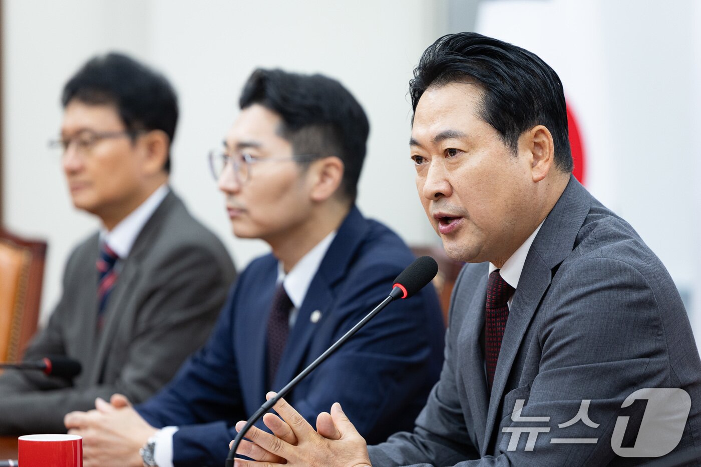 본문 이미지 - 장동혁 국민의힘 대표가 27일 서울 여의도 국회에서 현안 관련 기자간담회를 하고 있다. 2025.9.27/뉴스1 ⓒ News1 유승관 기자