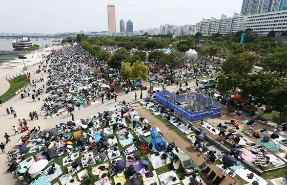 '서울불꽃축제'에 100만명 몰린다…윤호중, 여의도 한강공원 현장점검