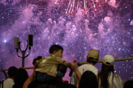 "전국 축제는 1400개, 관광객은 어디로?…500개만 제대로 키워야"