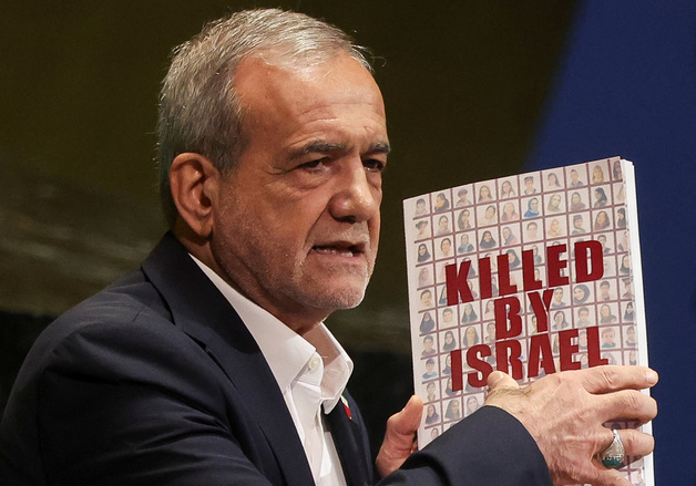 이란 대통령 "서방과 '전면전' 중…군 대비태세 역대 최강"