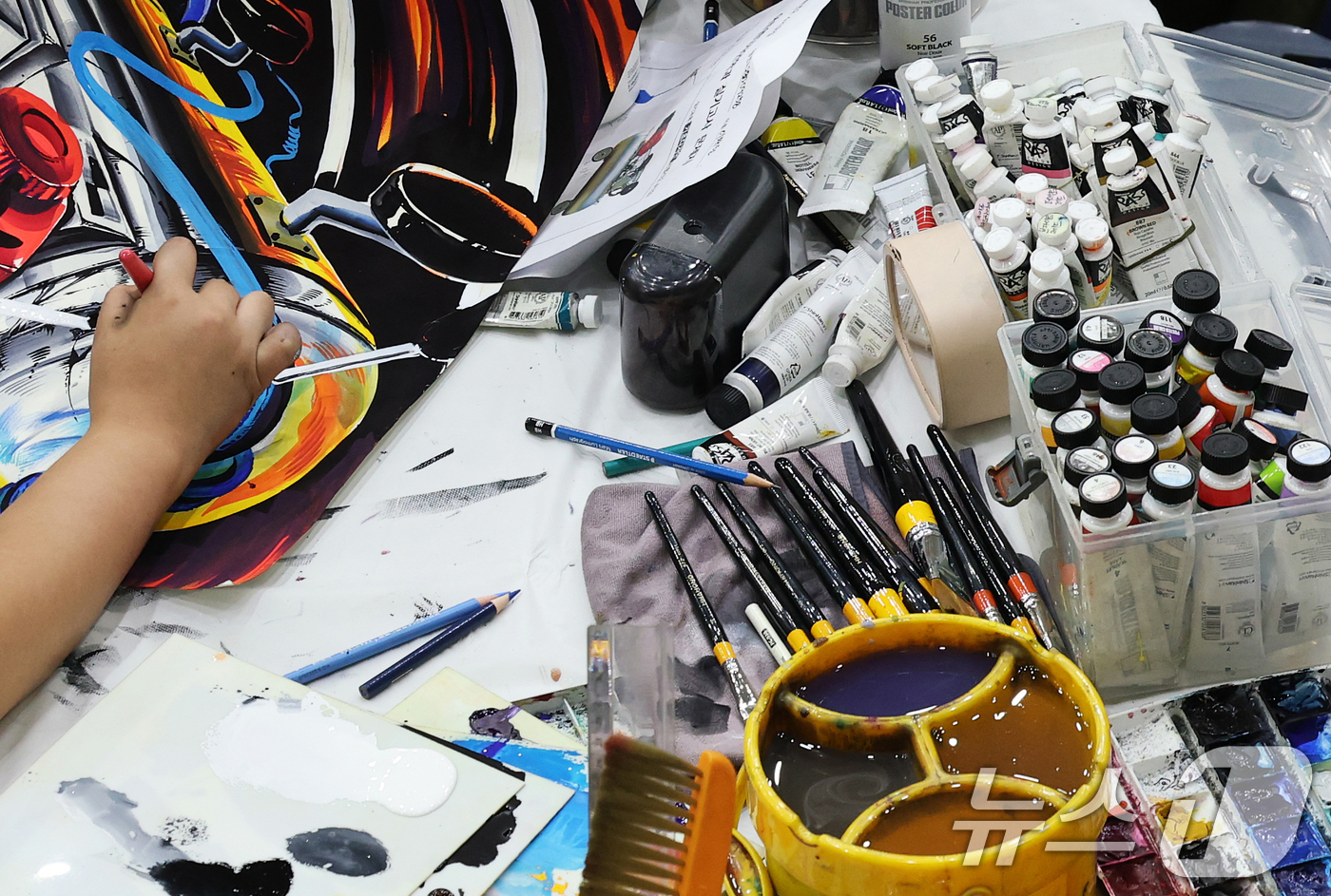 (서울=뉴스1) 오대일 기자 = 28일 서울 노원구 삼육대학교 체육관에서 열린 2026학년도 아트앤디자인학과 수시모집 미술 실기고사에서 수험생들이 평소 갈고 닦은 실력을 뽐내고 있 …