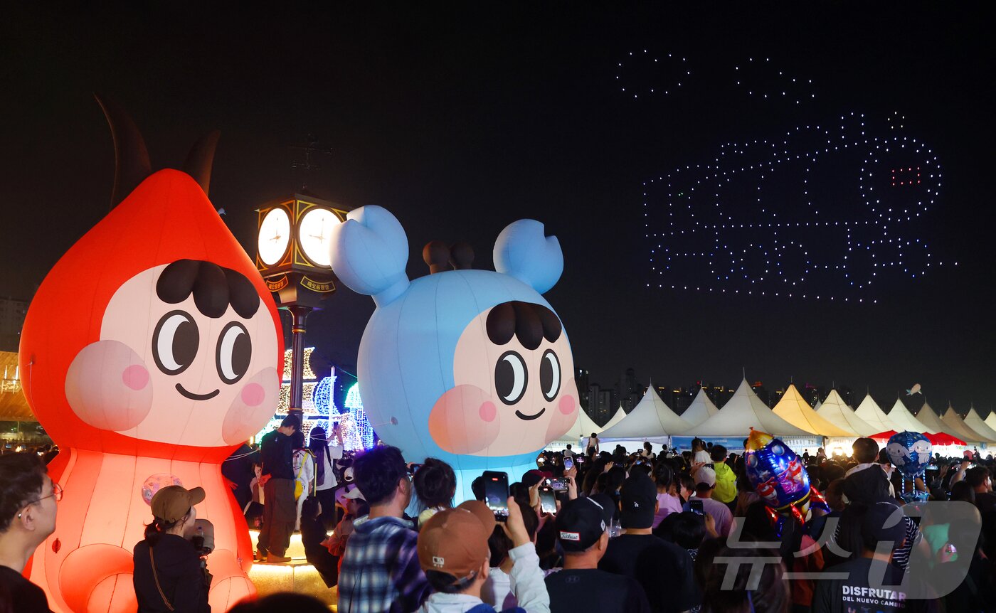 본문 이미지 - 인천 남동구 소래포구 축제가 진행되고 있다.(남동구 제공. 재배포 및 DB금지)2025.9.28/뉴스1 ⓒ News1 박소영 기자
