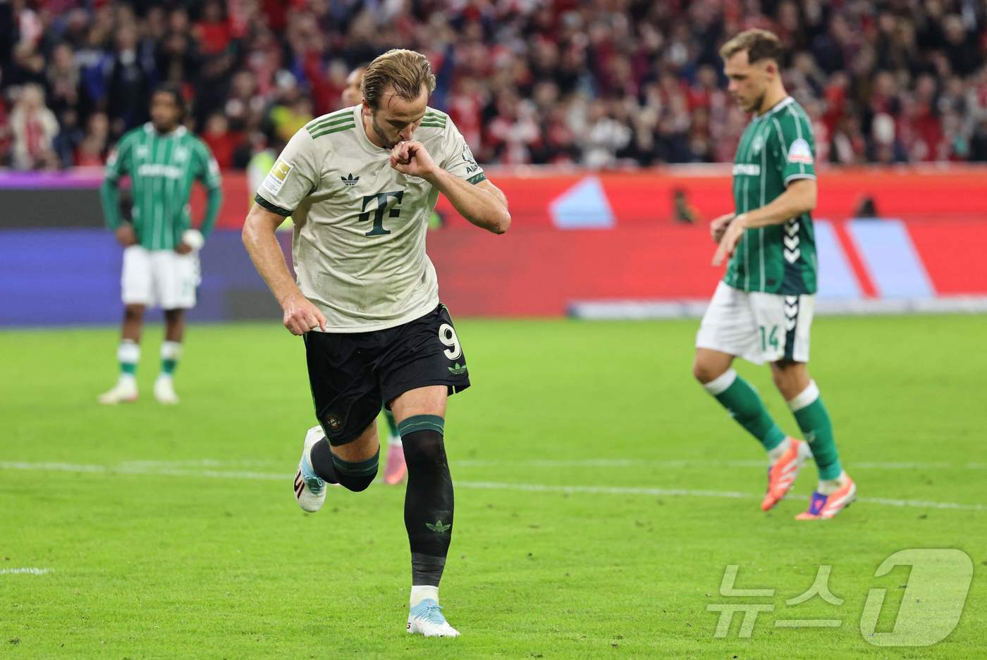 본문 이미지 - 바이에른 뮌헨 공격수 해리 케인.  ⓒ AFP=뉴스1