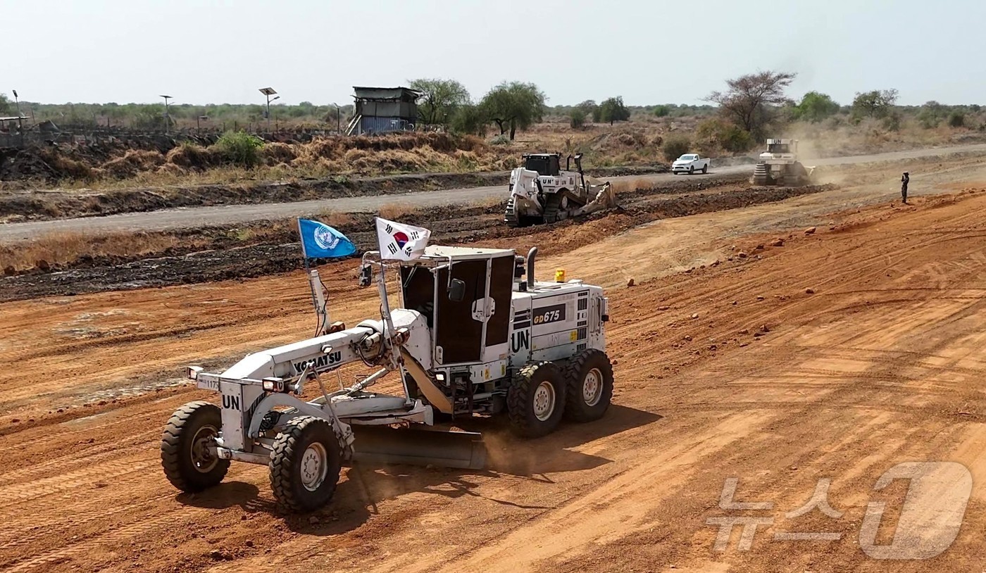 (서울=뉴스1) = 합동참모본부는 레바논의 ‘동명부대’와 남수단의 ‘한빛부대’가 유엔평화유지군(PKO) 소속으로 활동하며 분쟁지역의 안정화와 민간인 보호라는 중요한 임무를 수행하고 …