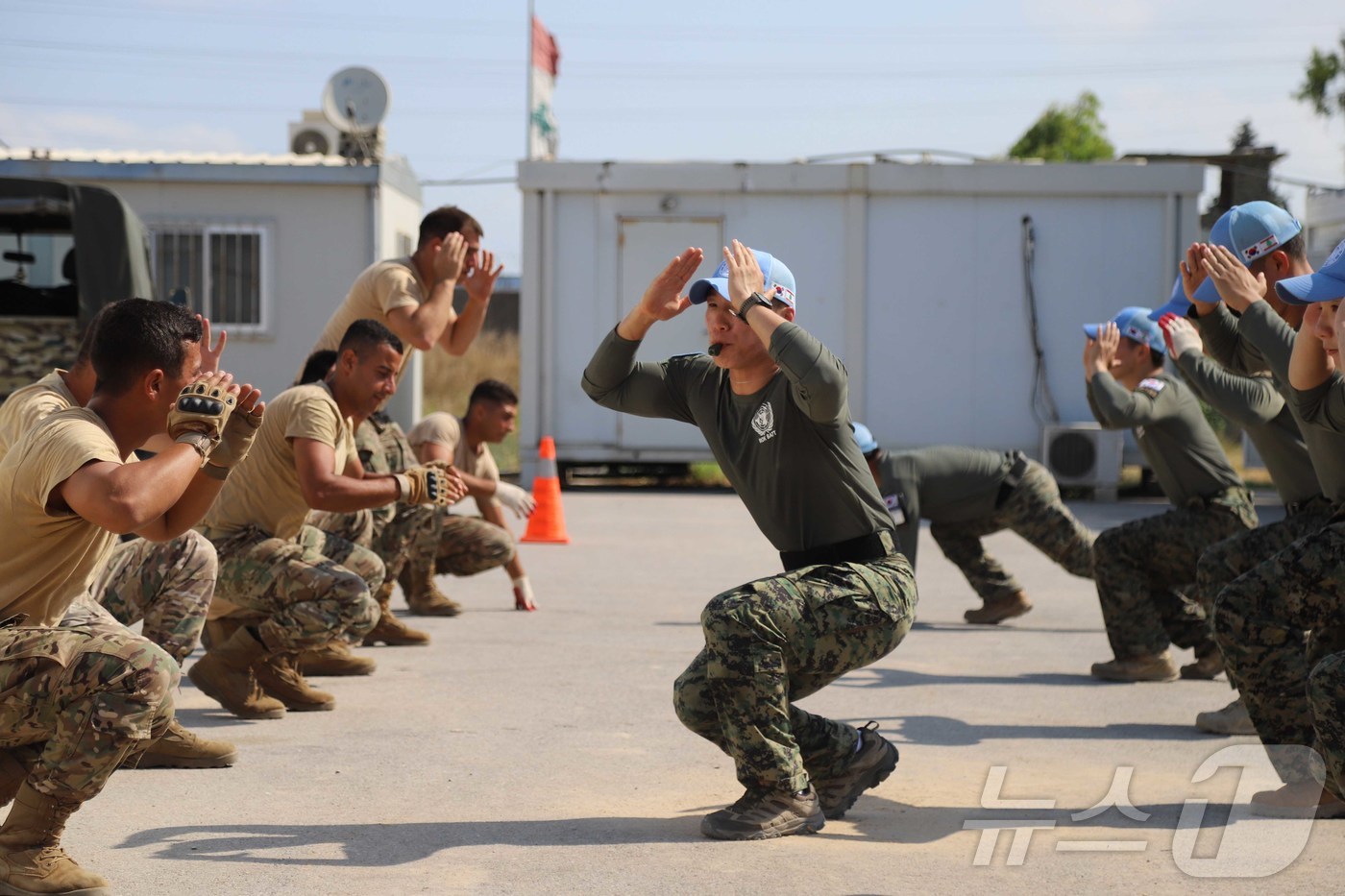 (서울=뉴스1) = 합동참모본부는 레바논의 ‘동명부대’와 남수단의 ‘한빛부대’가 유엔평화유지군(PKO) 소속으로 활동하며 분쟁지역의 안정화와 민간인 보호라는 중요한 임무를 수행하고 …