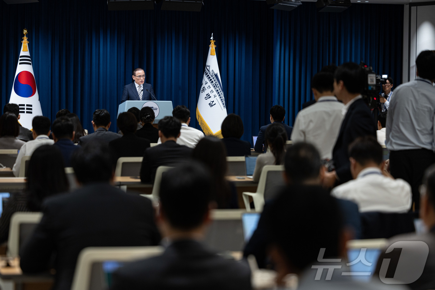 (서울=뉴스1) 이재명 기자 = 위성락 국가안보실장이 29일 서울 용산 대통령실 청사에서 이시바 시게루 일본 총리 방한 일정 관련 브리핑을 하고 있다. 2025.9.29/뉴스1