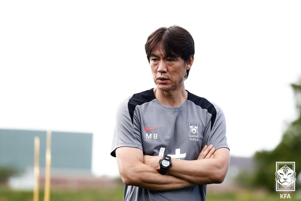 본문 이미지 - 단단한 소신으로 팀을 이끌어 가고 있는 홍명보 감독. &#40;대한축구협회 제공&#41;