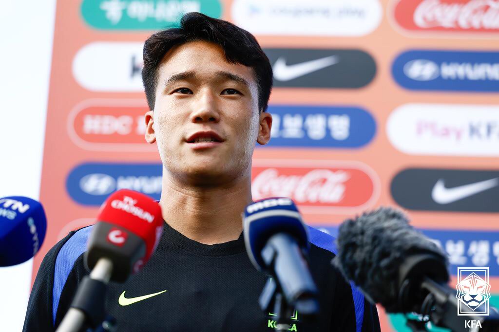 본문 이미지 - 대한민국 축구국가대표팀 이태석이 2일(현지시간) 미국 뉴욕주 아이칸 스타디움에서 공식훈련을 앞두고 인터뷰를 하고 있다. (대한축구협회 제공, 재판매 및 DB 금지) 2025.9.3/뉴스1 ⓒ News1 김진환 기자