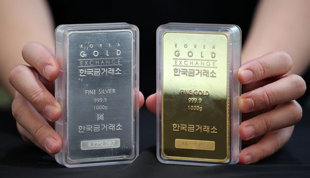 "눈 깜빡하면 최고치" 금·은·동 랠리에…올들어 ETF 순자산 총액 2.2조↑