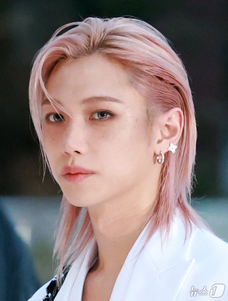 필릭스, 성수동에서 화보를