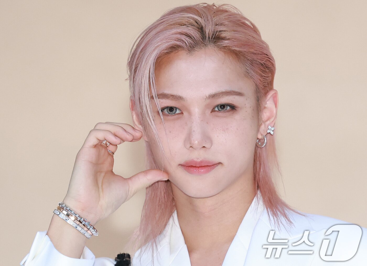 필릭스, 사랑스러운 주근깨 소년