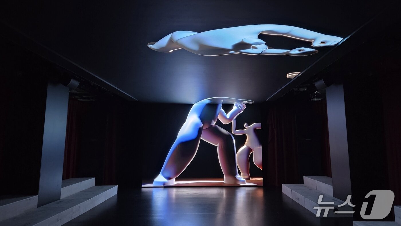 본문 이미지 - 디스트릭트 리사운드뉴욕 전시 작품 &#39;FLOW&#39; 2025.9.25/ⓒ뉴스1 이정후 기자