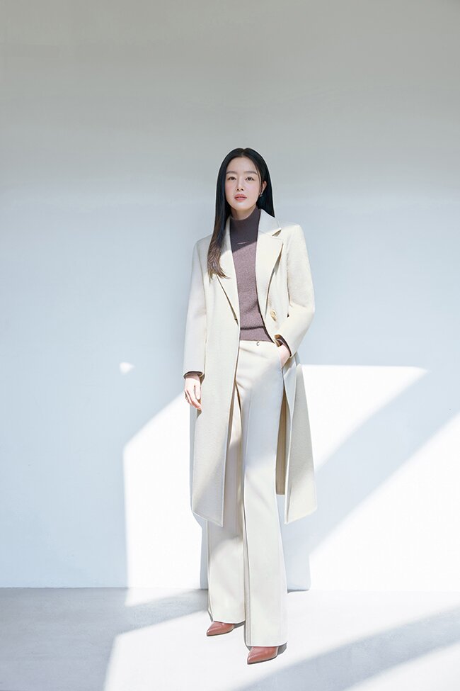 본문 이미지 - 꼼빠니아와 함께한 한선화 화보 (글로벌세아그룹 제공)