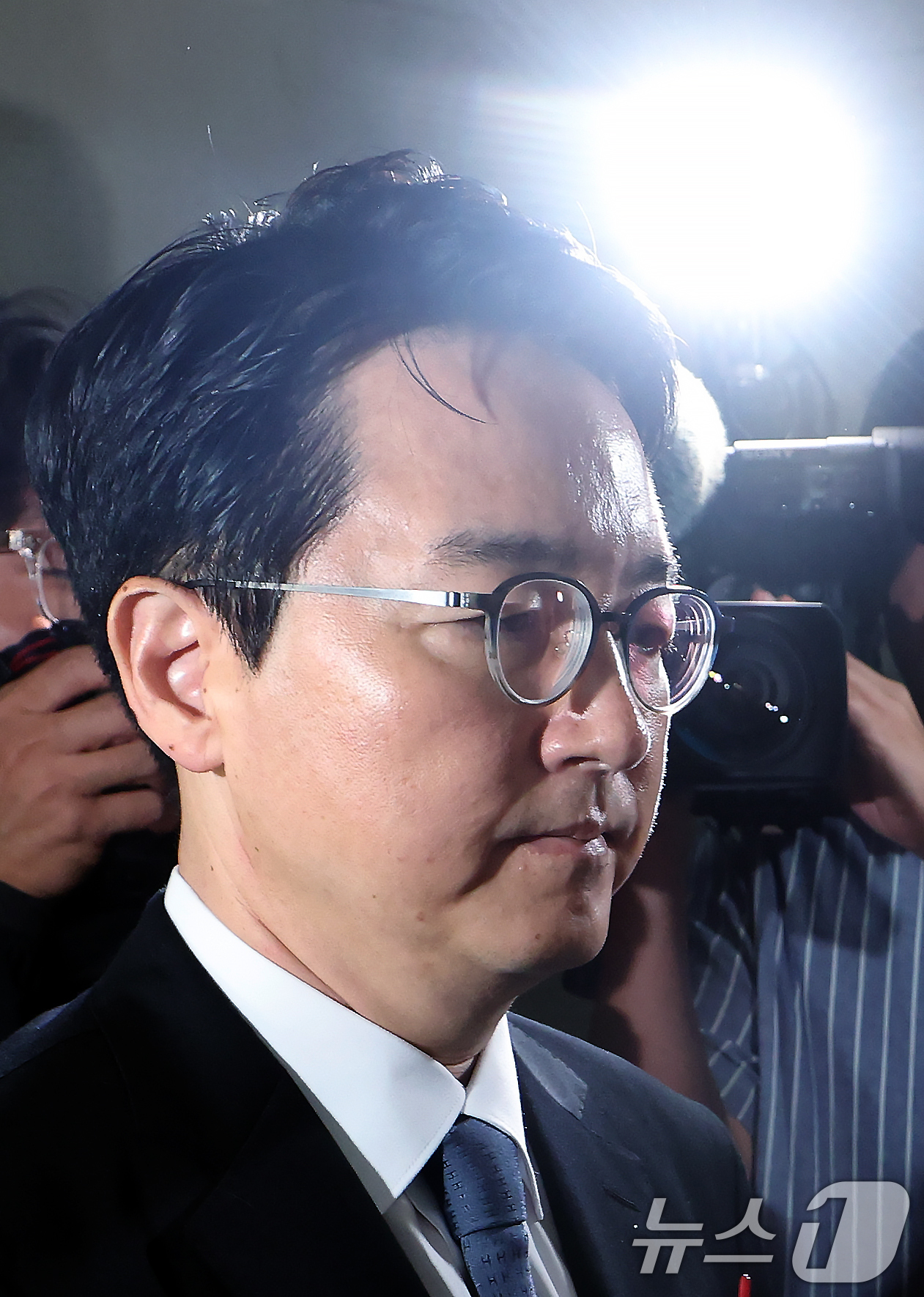 (서울=뉴스1) 박정호 기자 = 심우정 전 검찰총장이 30일 오전 서울 서초구 서초중앙로 해병대원 순직 사건 관련 의혹을 수사하는 순직해병특검팀(특별검사 이명현)으로 이종섭 호주대 …