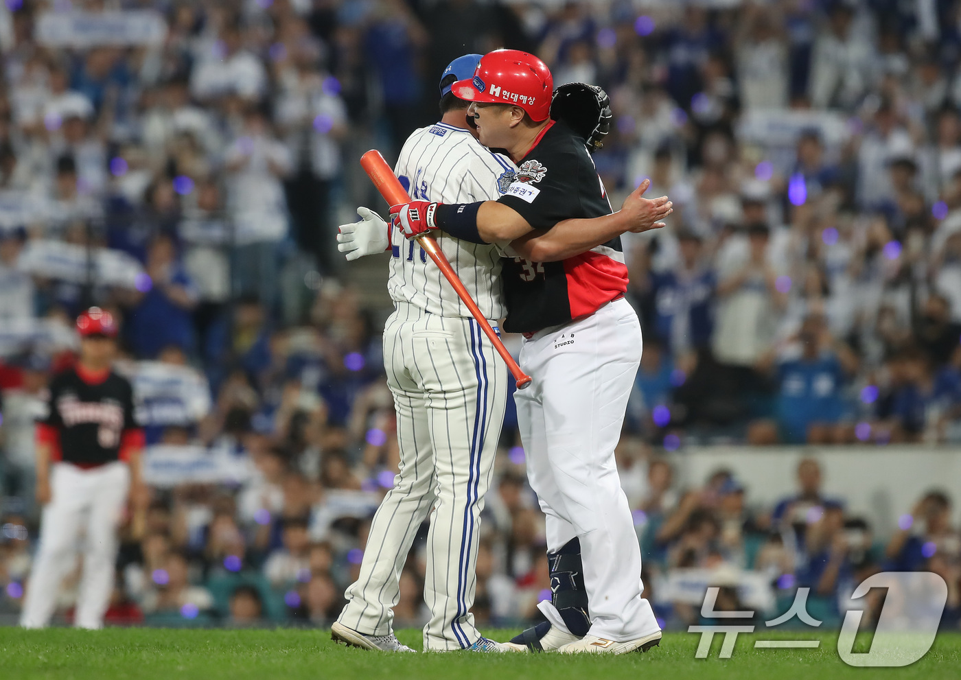 (대구=뉴스1) 공정식 기자 = 30일 오후 대구 수성구 삼성라이온즈파크에서 열린 프로야구 '2025 신한 SOL뱅크 KBO 리그' KIA 타이거즈와 삼성 라이온즈의 경기, 5대 …