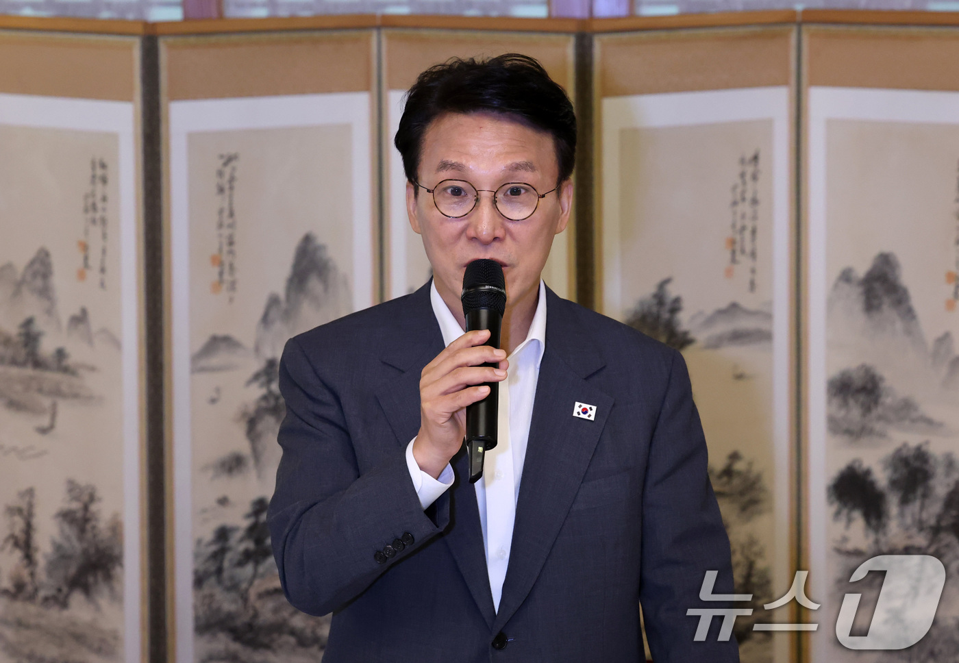 (서울=뉴스1) 김성진 기자 = 김민석 국무총리가 4일 오후 서울 종로구 총리공관에서 열린 발달장애인 가족 초청 행사에서 인사말을 하고 있다. (공동취재) 2025.9.4/뉴스1