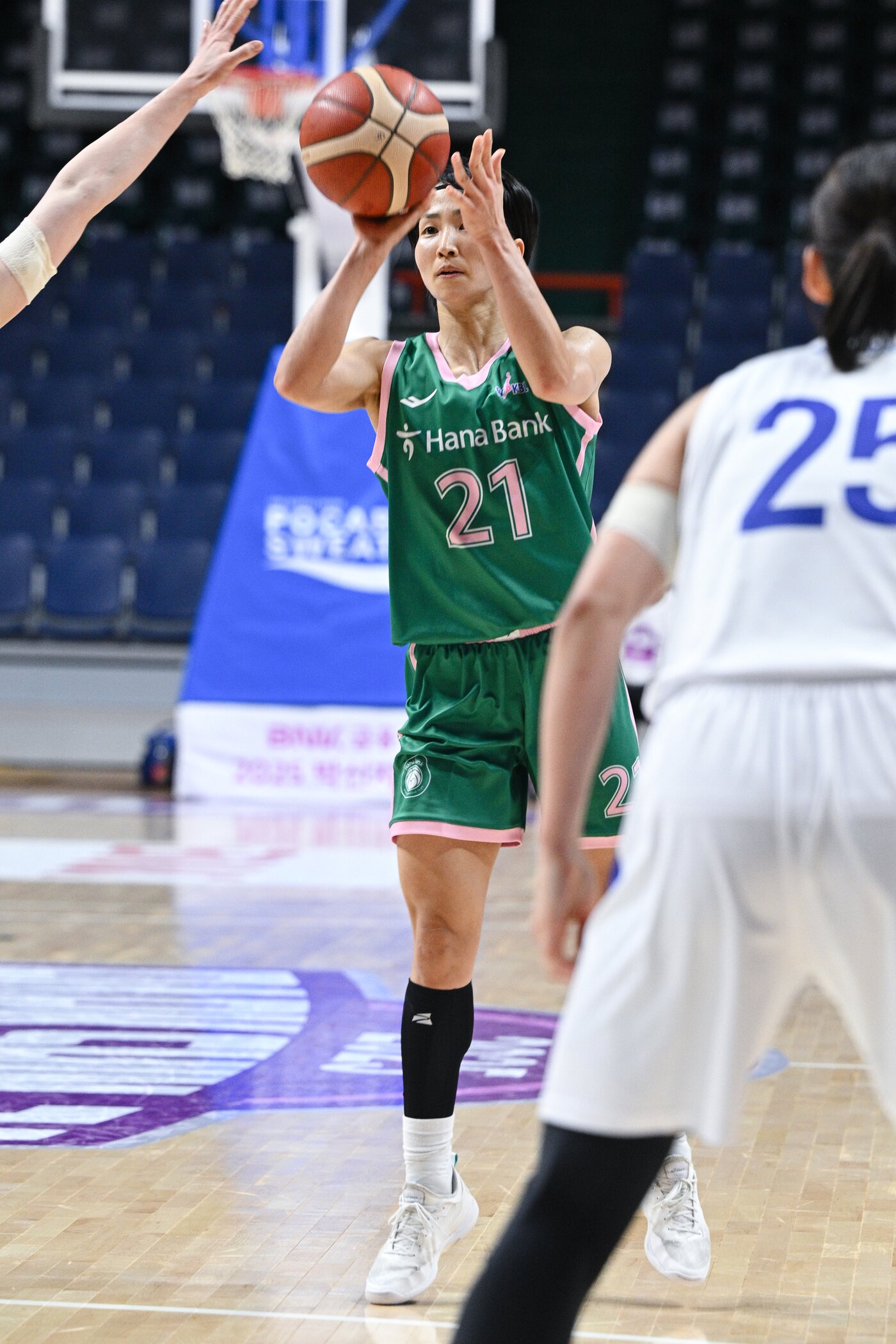 본문 이미지 - 부천 하나은행의 이이지마 사키. &#40;WKBL 제공&#41;