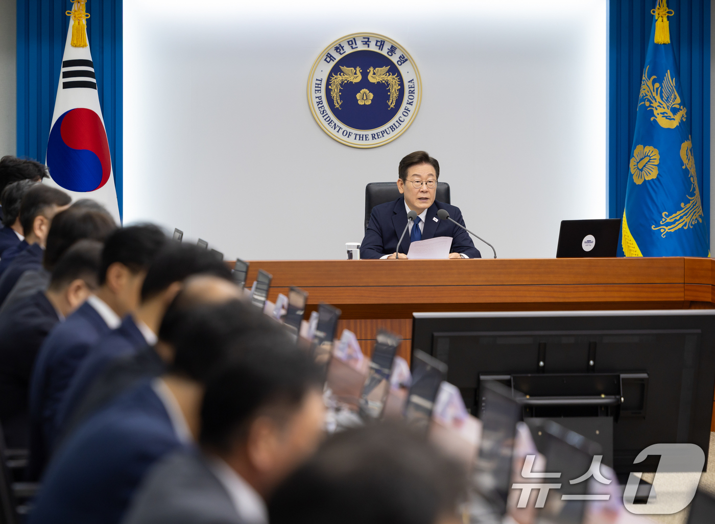 (서울=뉴스1) 허경 기자 = 이재명 대통령이 4일 서울 용산 대통령실 청사에서 열린 제9차 수석·보좌관 회의에서 발언하고 있다. (대통령실 제공. 재판매 및 DB 금지) 2025 …