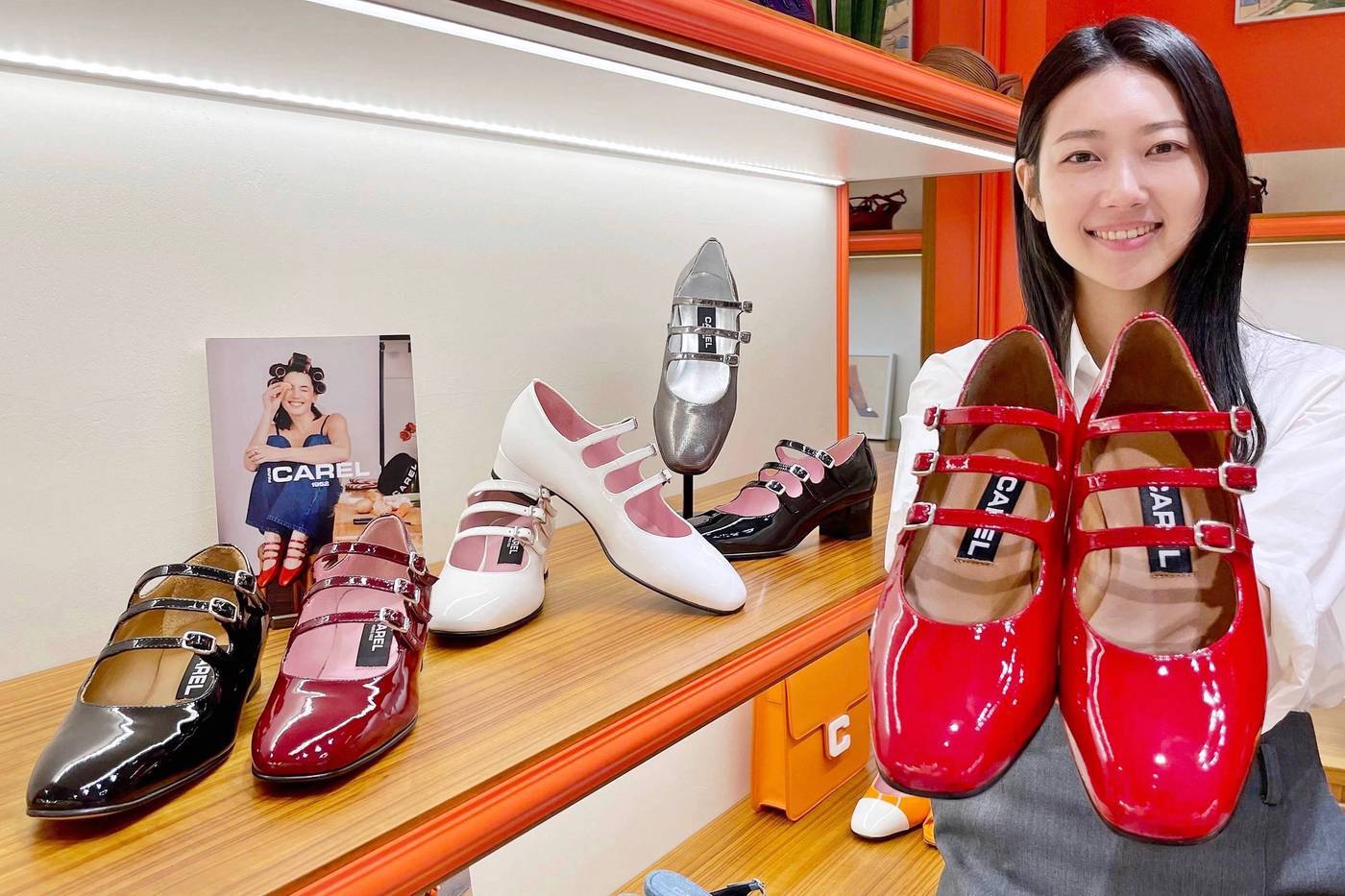 본문 이미지 - &#39;까렐&#39; 메리제인 슈즈. &#40;갤러리아백화점 제공&#41;.