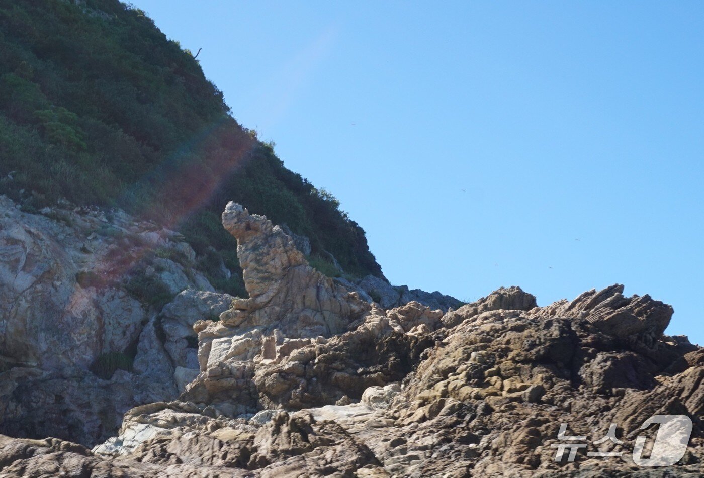 본문 이미지 - 기도하는 여인 바위. 2025.9.5/뉴스1 ⓒ News1 조영석 기자 