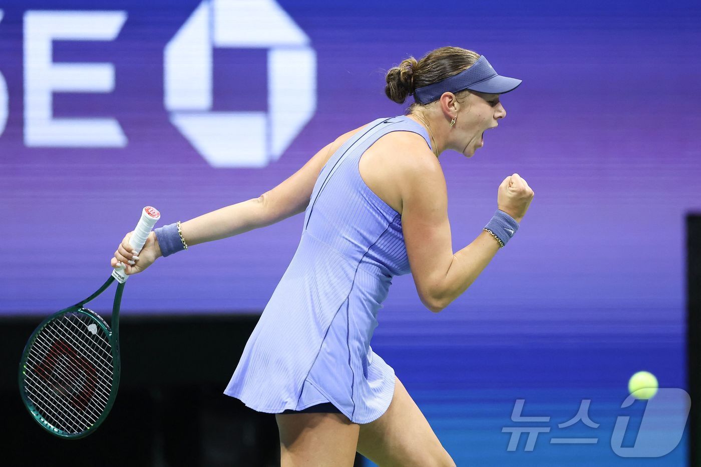 본문 이미지 - 아만다 아니시모바. ⓒ AFP=뉴스1