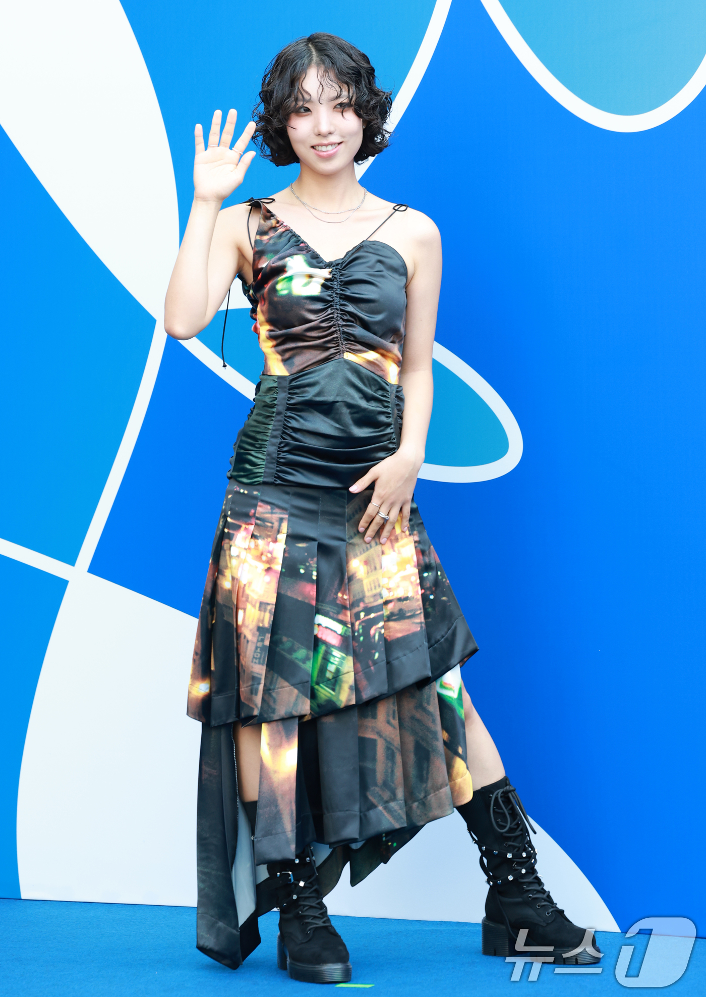 (서울=뉴스1) 권현진 기자 = 가수 정예원이 5일 서울 중구 동대문디자인플라자(DDP)에서 열린 2026 S/S서울패션위크 페노메논시퍼 컬렉션에 참석해 포즈를 취하고 있다. 20 …