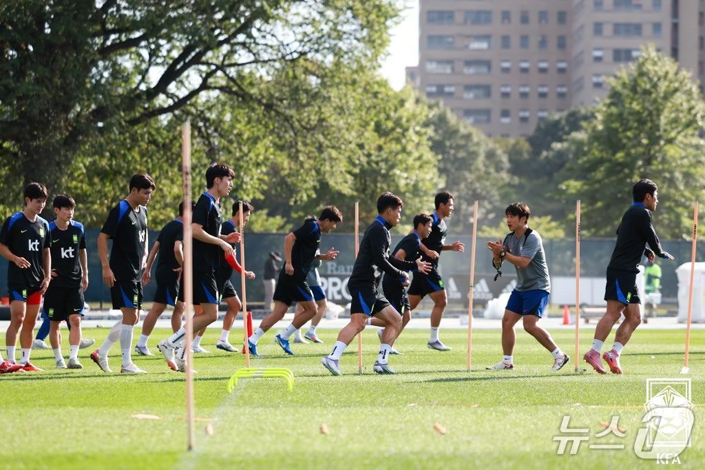 본문 이미지 - 2년 만에 아시아 국가가 아닌 팀과 겨룬다. 미국은 강호다. 생각과는 다른 양상이 펼쳐질 수 있다. (KFA 제공)