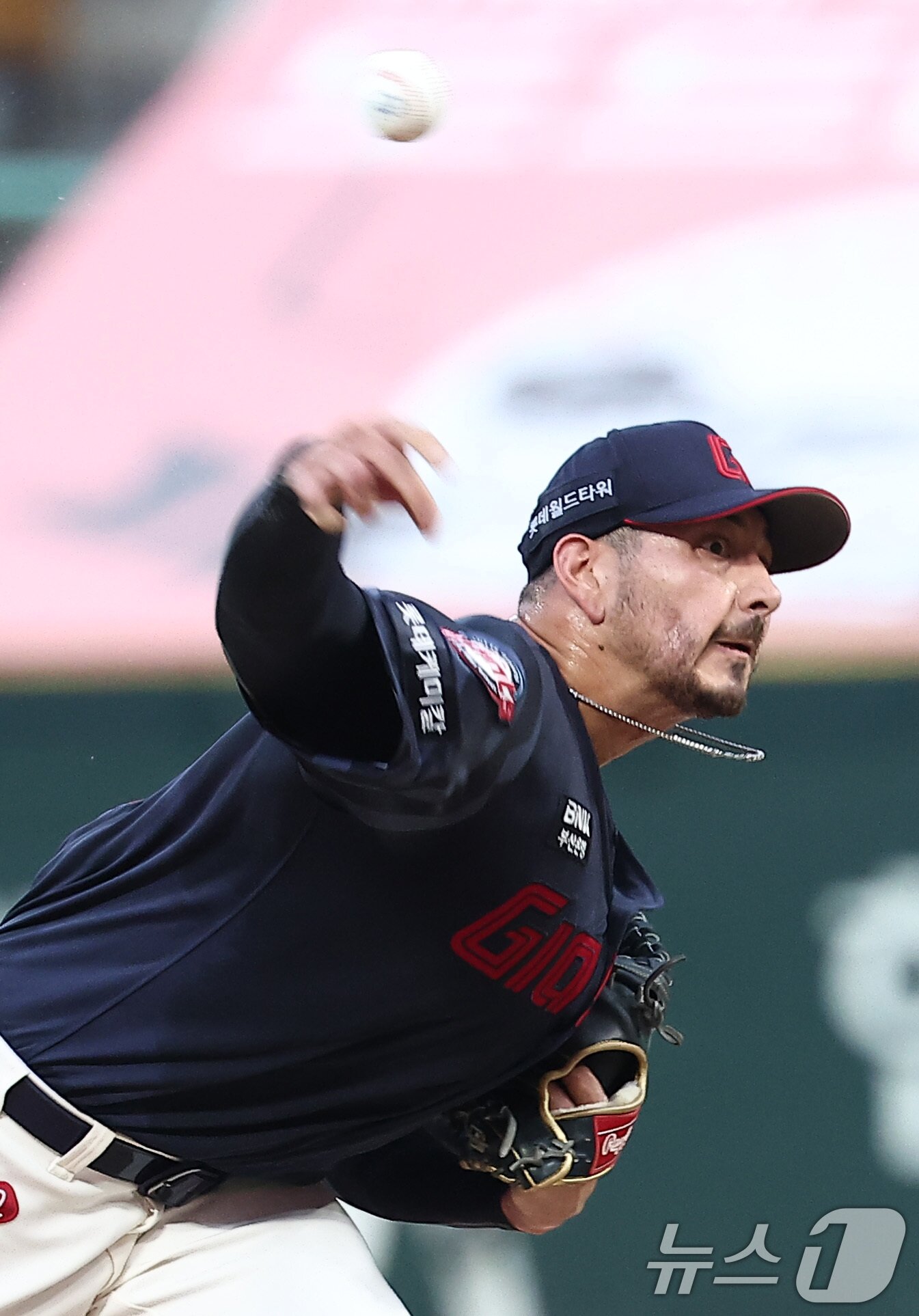 본문 이미지 - 빈스 벨라스케즈는 롯데 자이언츠와 재계약에 실패했다. 2025.9.5/뉴스1 ⓒ News1 김성진 기자