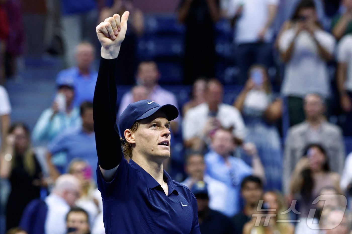 본문 이미지 - US오픈 결승에 오른 신네르. ⓒ AFP=뉴스1