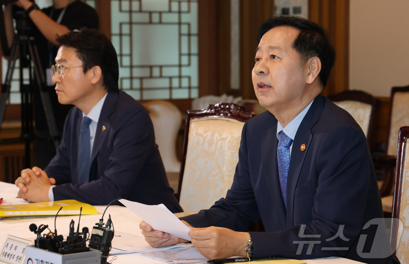 (서울=뉴스1) 임세영 기자 = 구윤철 경제부총리 겸 기획재정부 장관이 7일 서울 종로구 정부서울청사에서 열린 부동산관계장관회의에서 모두발언을 하고 있다. 2025.9.7/뉴스1