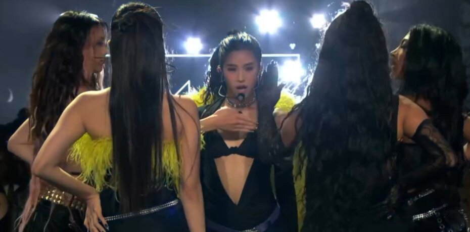 본문 이미지 - 캣츠아이/MTV VMA SNS