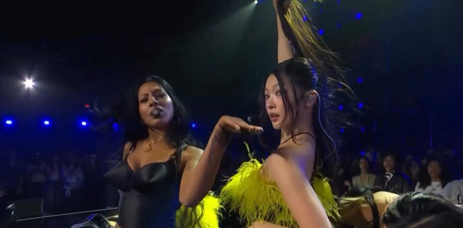 본문 이미지 - 캣츠아이/MTV VMA SNS