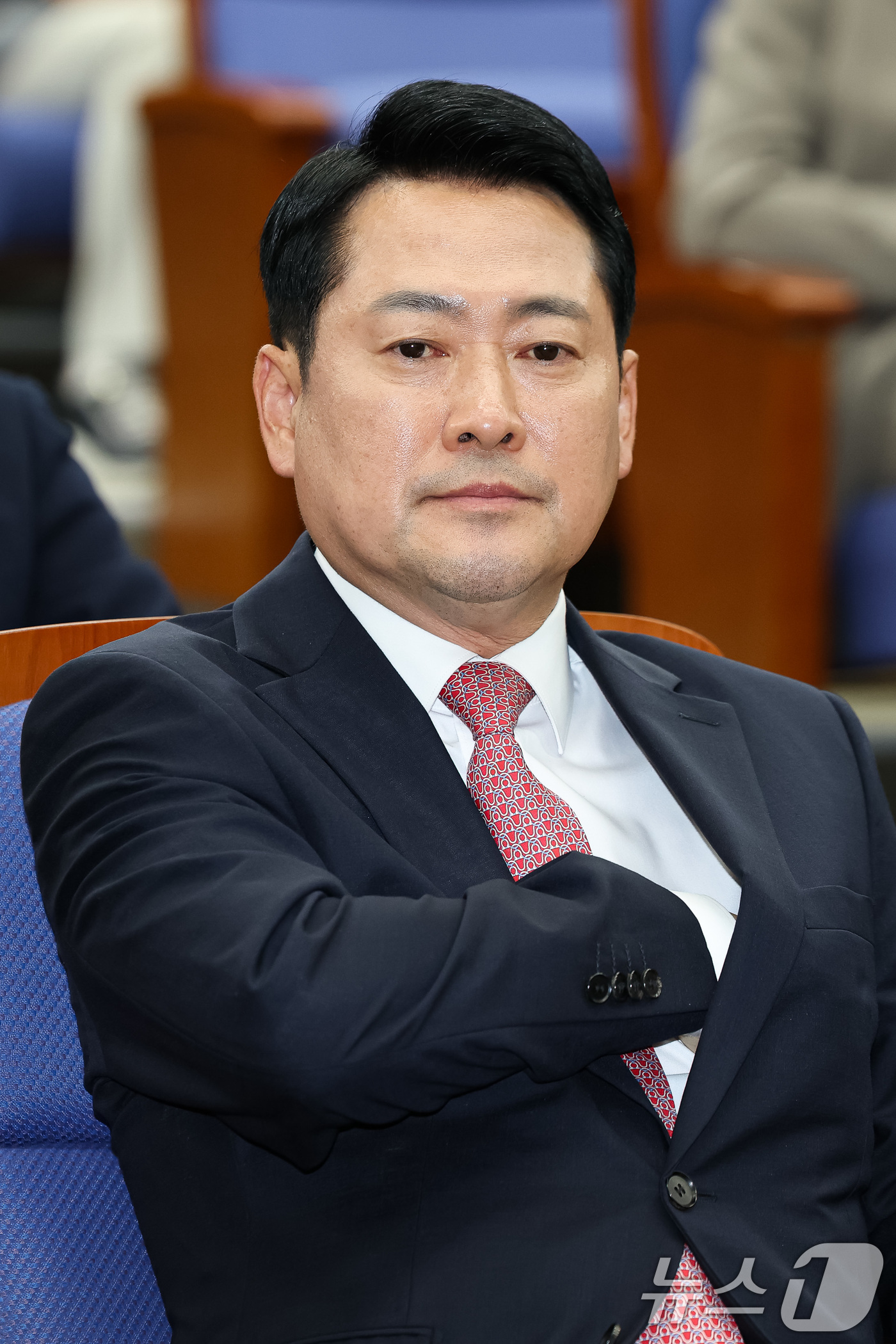 (서울=뉴스1) 유승관 기자 = 장동혁 국민의힘 대표가 8일 서울 여의도 국회에서 열린 의원총회에 참석하고 있다. 2025.9.8/뉴스1