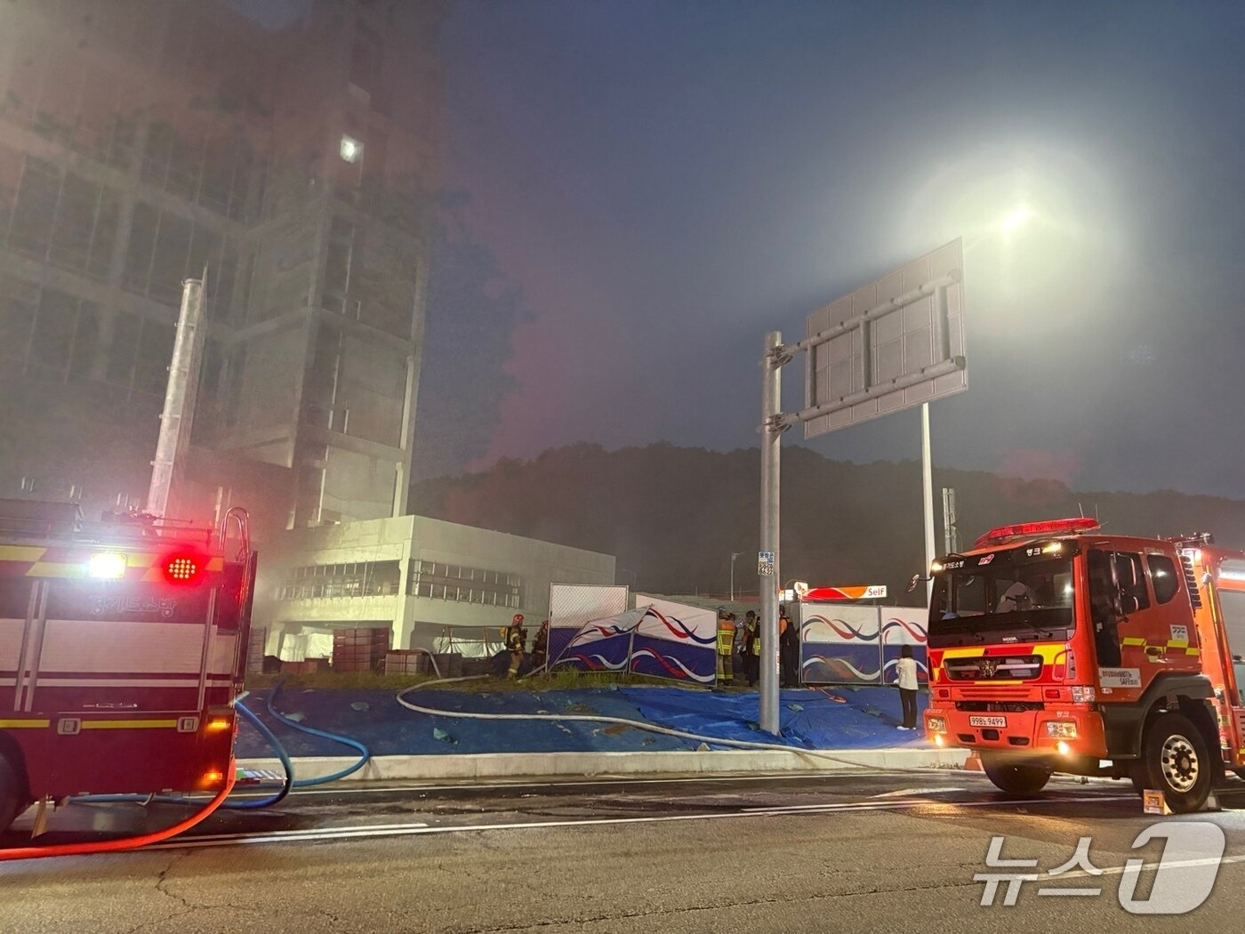 본문 이미지 - 양주 물류창고 화재 현장&#40;독자 제공. 재판매 및 DB 금지&#41;/뉴스1