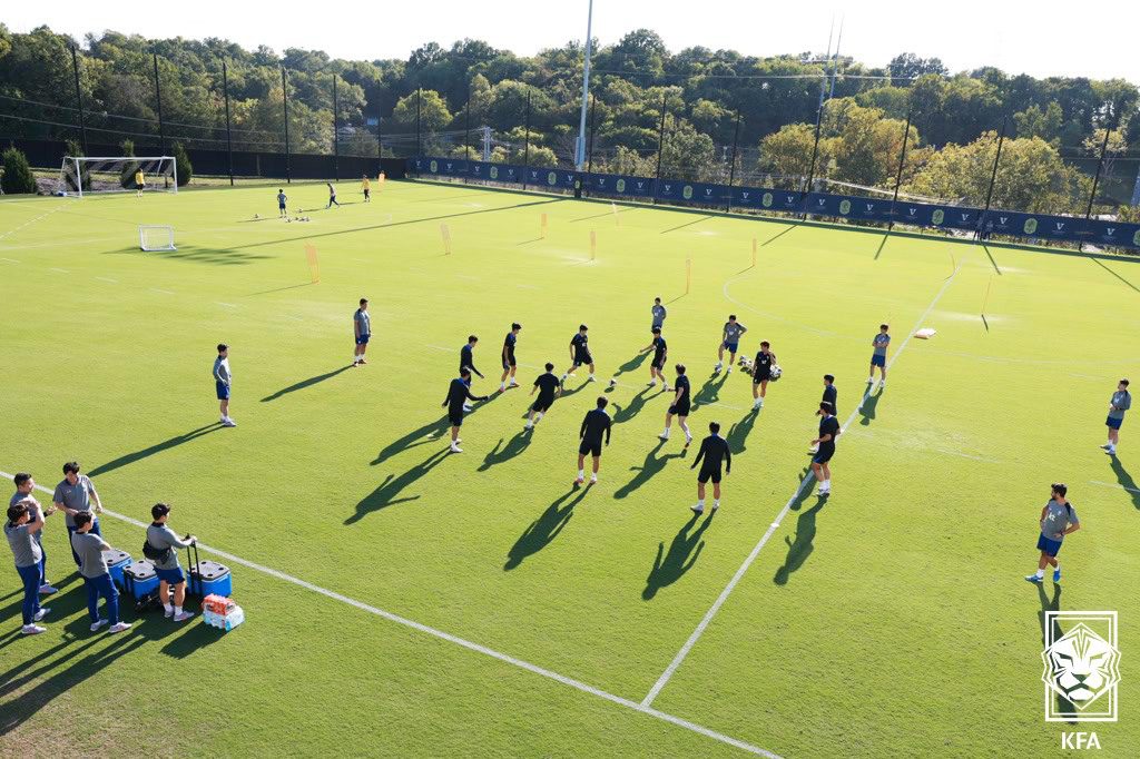 (서울=뉴스1) 김진환 기자 = 대한민국 축구 국가대표팀 선수들이 8일(한국시간) 미국 테네시주 내슈빌 SC 트레이닝 센터에서 멕시코전 대비 훈련을 하고 있다. (대한축구협회 제공 …