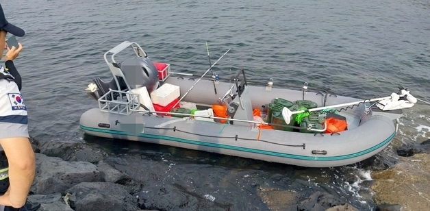 고무보트로 440㎞ 항해 제주로 밀입국…중국인들 무더기 실형