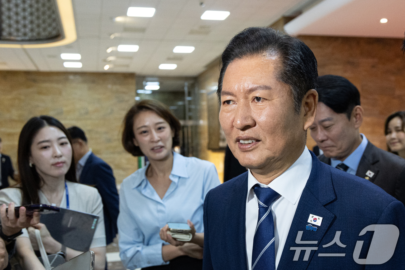 (서울=뉴스1) 이승배 기자 = 정청래 더불어민주당 대표가 9일 서울 여의도 국회에서 열린 제429회국회(정기회) 제2차 본회의에 참석하고 있다. 2025.9.9/뉴스1