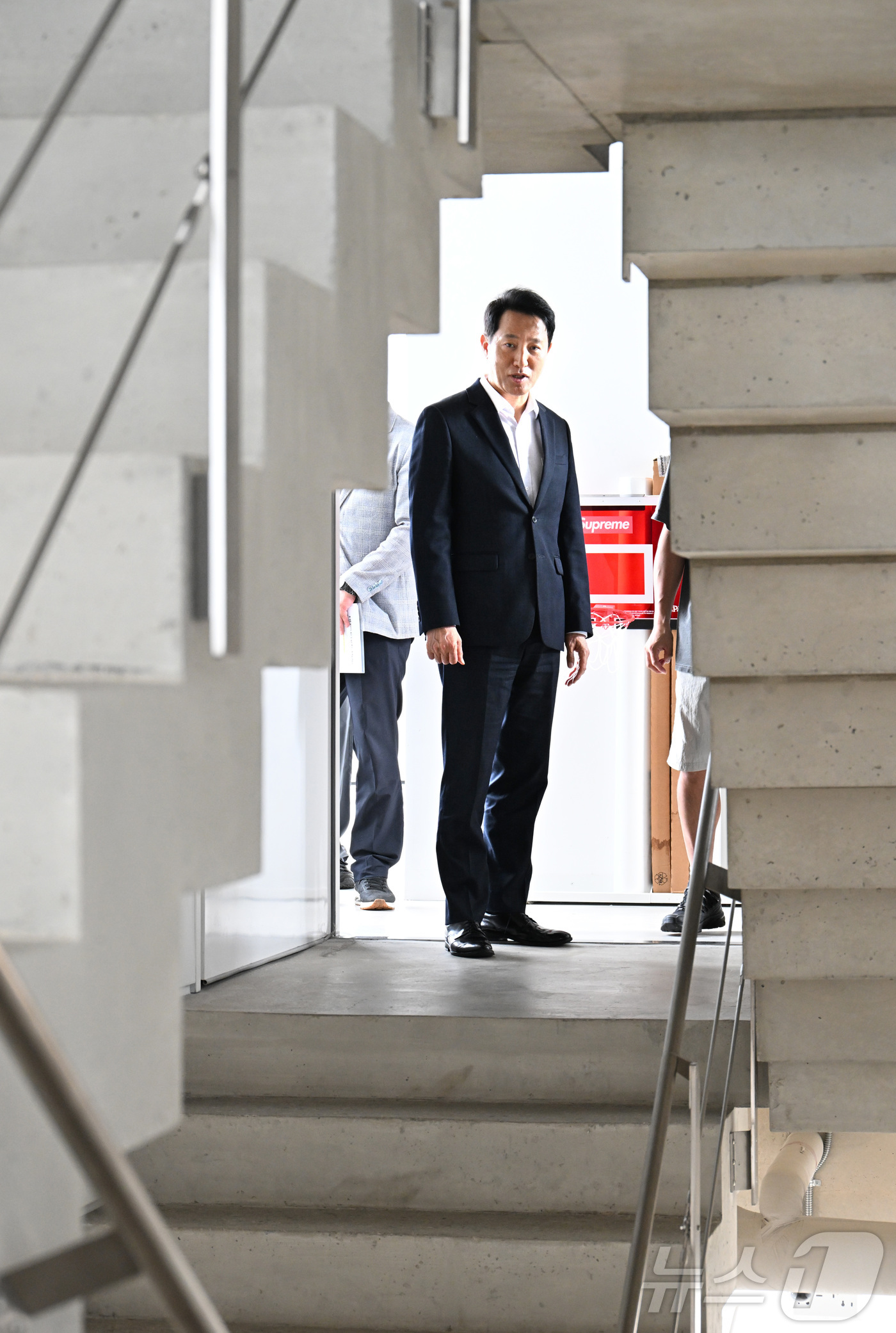 (서울=뉴스1) = 서울시는 오는 21일까지 제17회 서울건축문화제를 진행한다고 10일 밝혔다.오세훈 서울시장이 지난 8일 '제43회 서울시 건축상' 대상에 선정된 서울 성동구 코 …