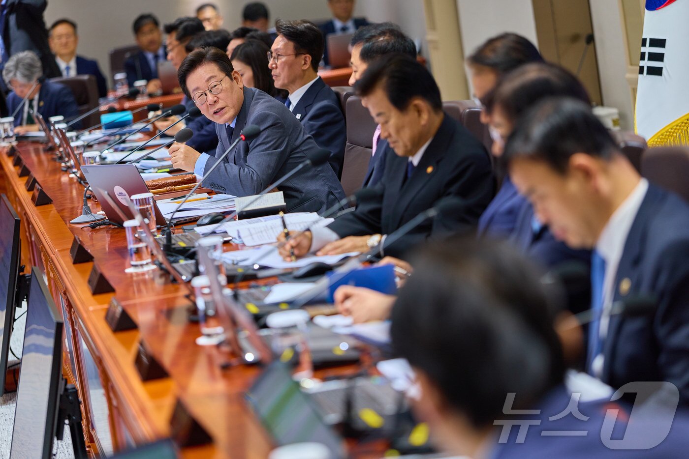 본문 이미지 - 이재명 대통령이 9일 서울 용산 대통령실 청사에서 열린 제41회 국무회의에서 발언을 하고 있다. &#40;대통령실 제공. 재판매 및 DB 금지&#41; 2025.9.9/뉴스1 ⓒ News1 이재명 기자